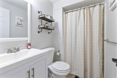 4435-Sunnymeade-Dr-St-Joseph-MI-49085-SkyVibe-Media-36
